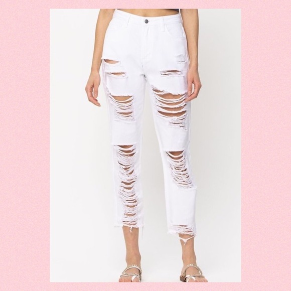 🔥CELLO🔥HIGH RISE DISTRESSED JEANS - Picture 1 of 4